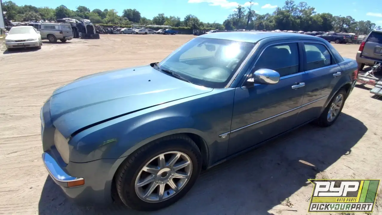 Photo of 2005 Chrysler 300