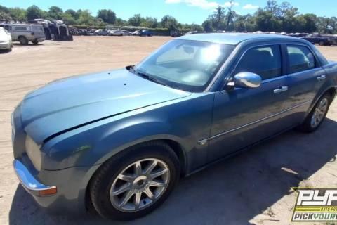 Photo of 2005 Chrysler 300