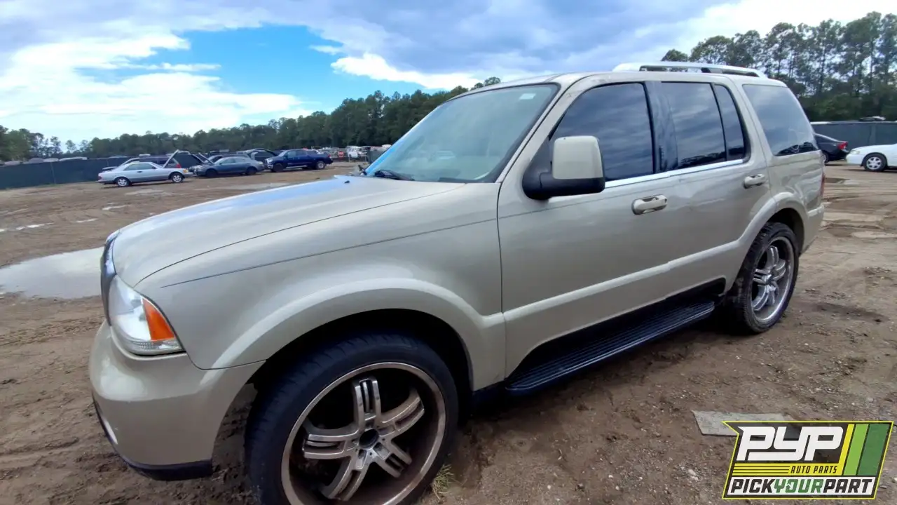 Photo of 2004 Lincoln Aviator
