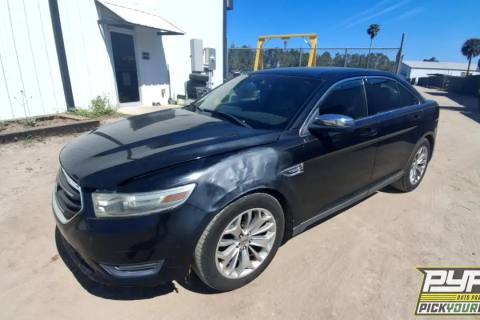 Photo of 2014 Ford Taurus
