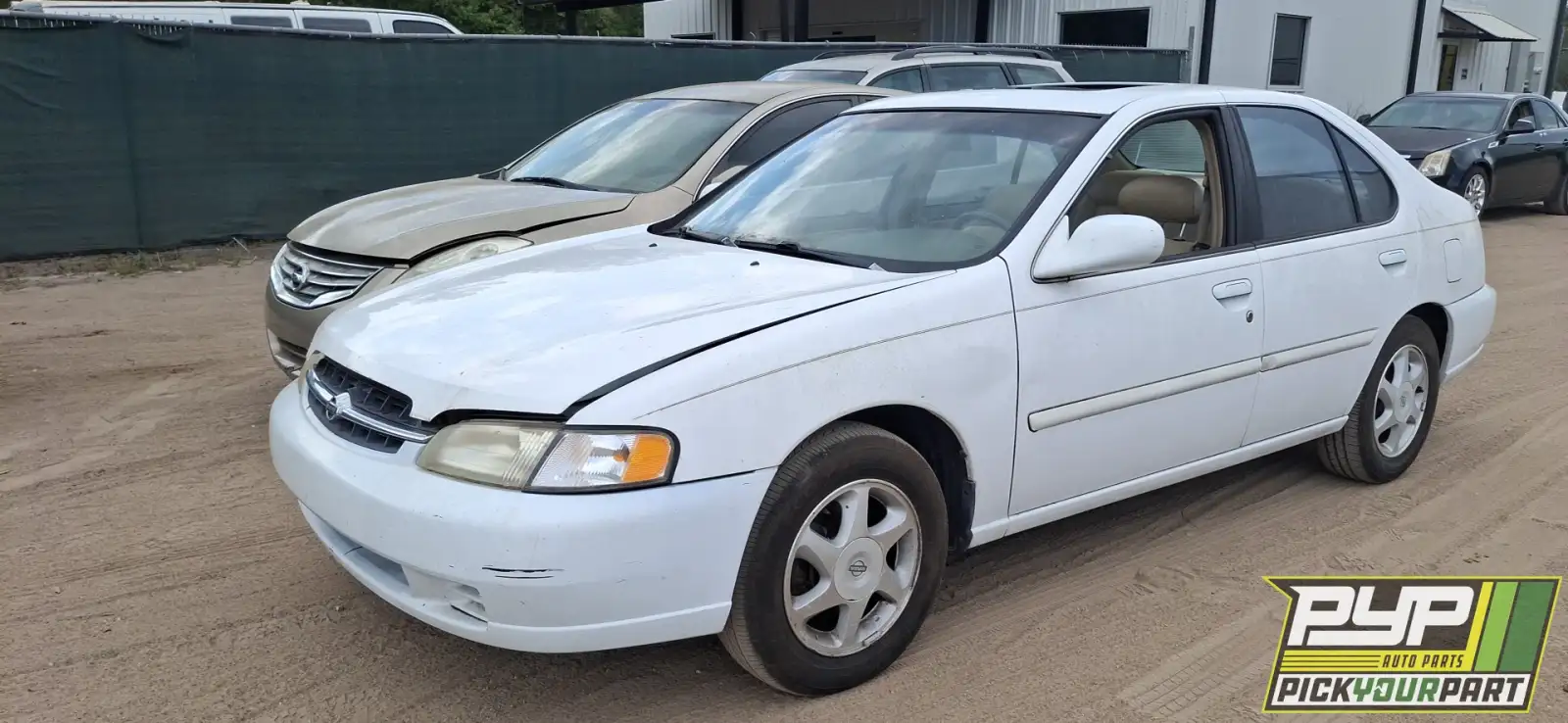 Photo of 1999 Nissan Altima