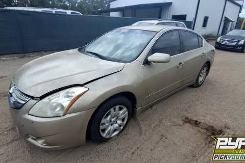 Photo of 2010 Nissan Altima