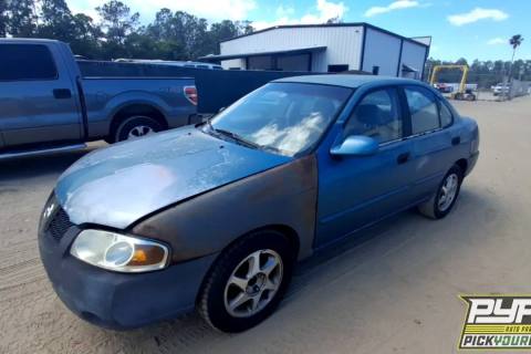 Photo of 2004 Nissan Sentra