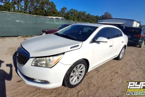 Photo of 2015 Buick Lacrosse