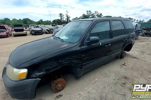 Photo of 2005 Ford Escape