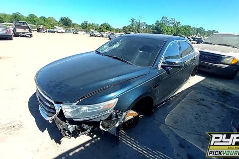 Photo of 2014 Ford Taurus