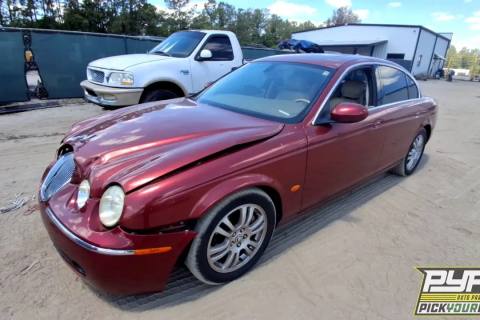 Photo of 2005 Jaguar S-Type