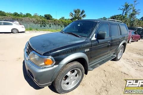 Photo of 2001 Mitsubishi Montero Sport