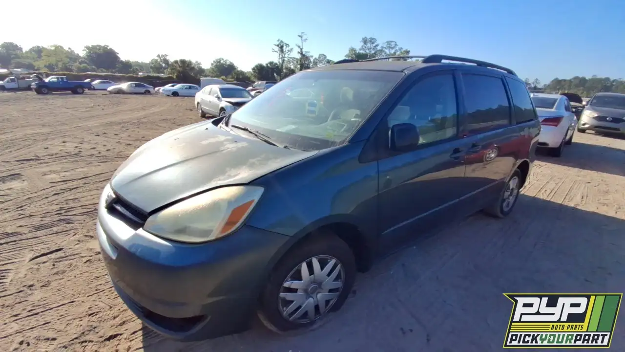 Photo of 2004 Toyota Sienna