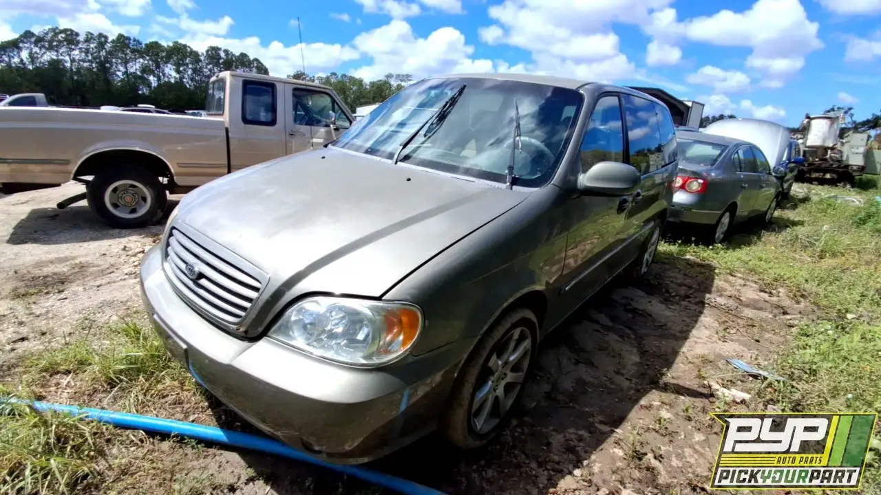 Photo of 2003 Kia Sedona