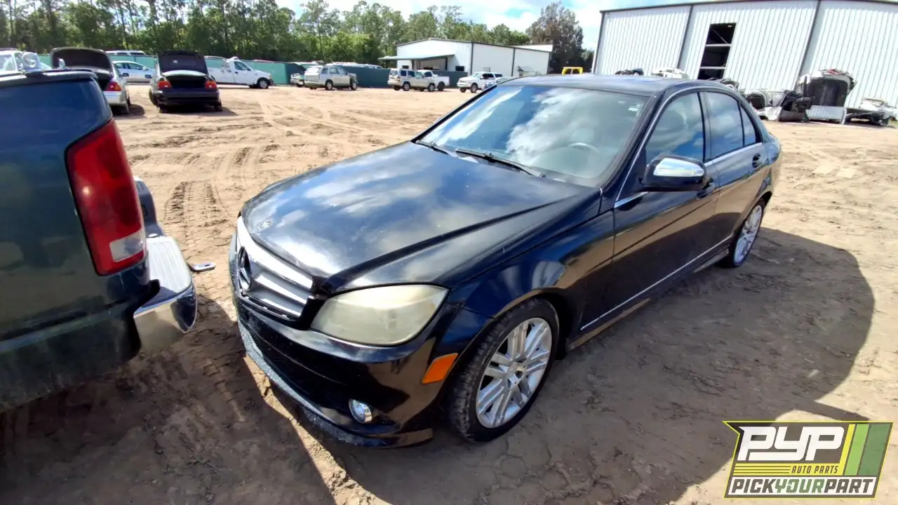 Photo of 2009 Mercedes-Benz C300