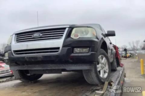 Photo of 2010 Ford Explorer
