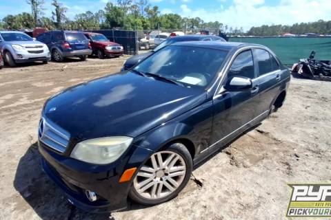 Photo of 2009 Mercedes-Benz C300