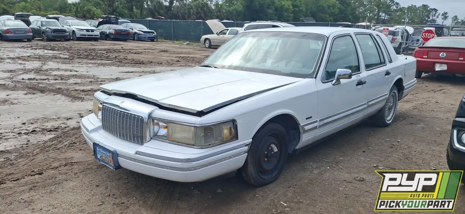 Photo of 1993 Lincoln Town Car
