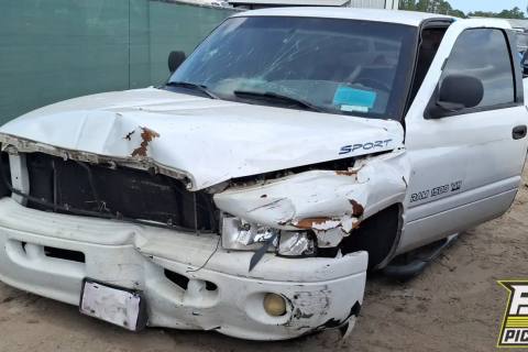 Photo of 1999 Dodge Ram 1500