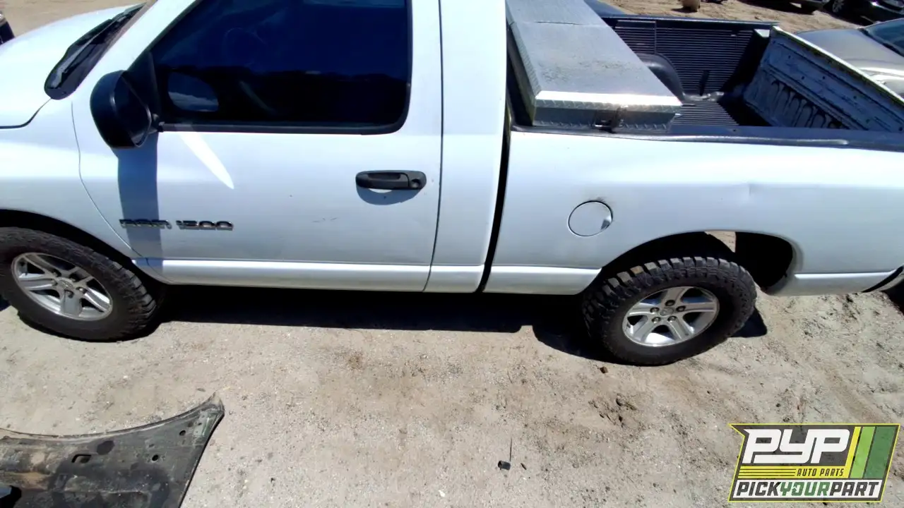 Photo of 2002 Dodge Ram 1500