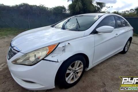 Photo of 2013 Hyundai Sonata