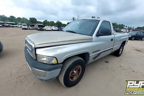 Photo of 2001 Dodge Ram 1500