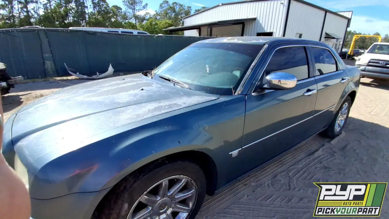 Photo of 2005 Chrysler 300