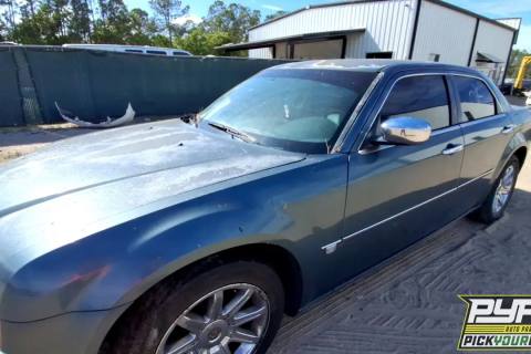 Photo of 2005 Chrysler 300