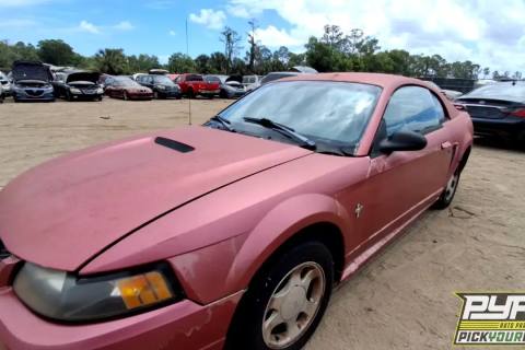 Photo of 2001 Ford Mustang