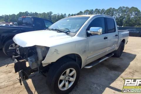 Photo of 2004 Nissan Titan