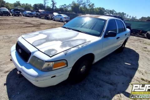 Photo of 2008 Ford Crown Victoria