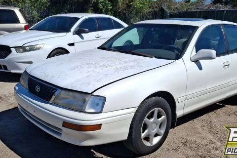 Photo of 1997 Toyota Avalon
