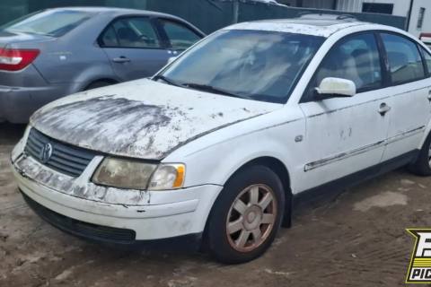 Photo of 1999 Volkswagen Passat