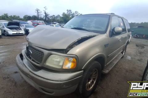 Photo of 2002 Ford Expedition