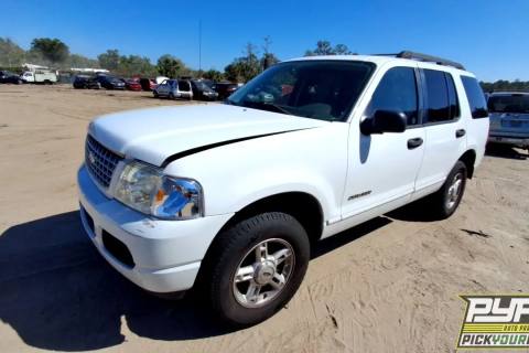 Photo of 2005 Ford Explorer