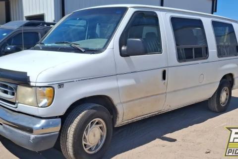 Photo of 1997 Ford E-150 Econoline