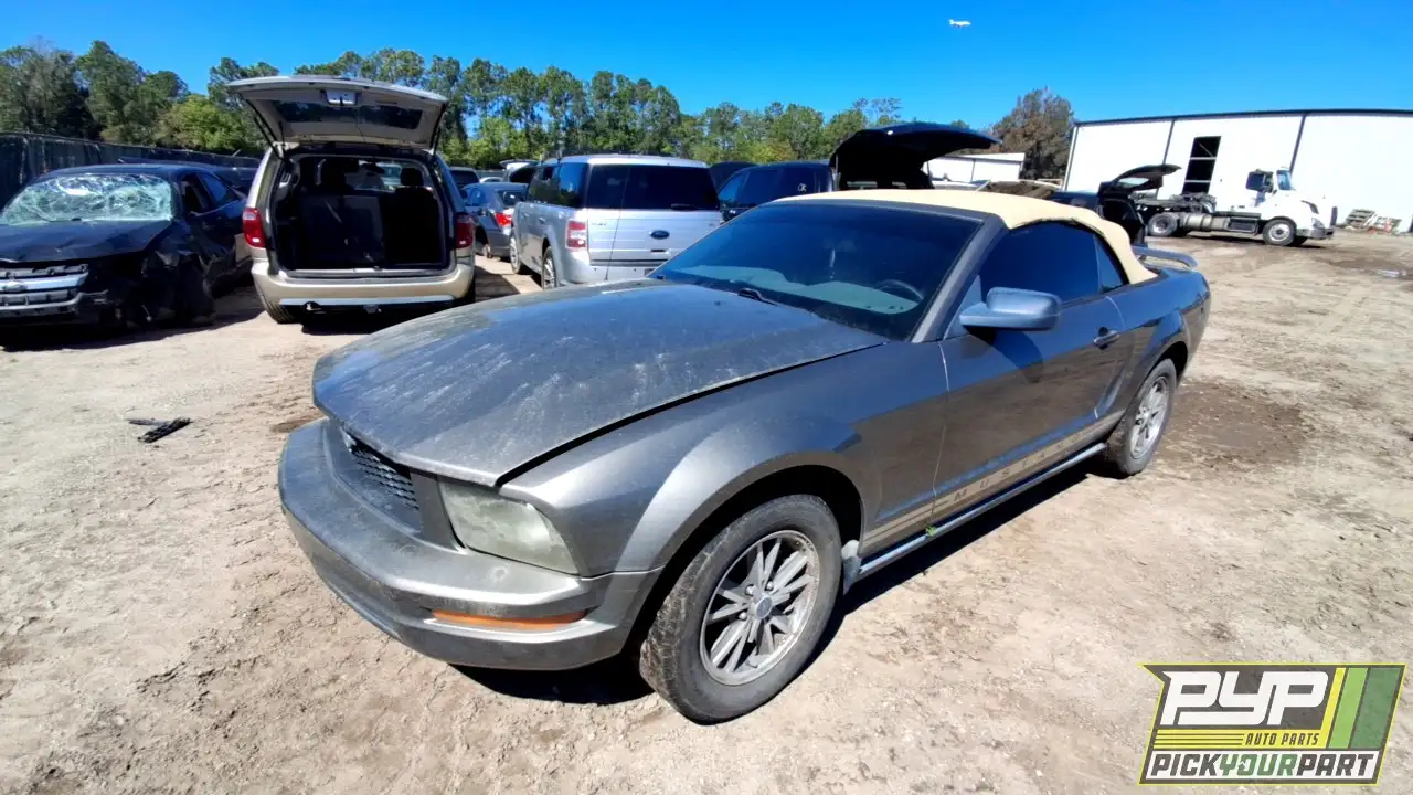 Photo of 2005 Ford Mustang