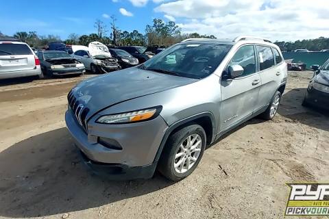 Photo of 2016 Jeep Cherokee