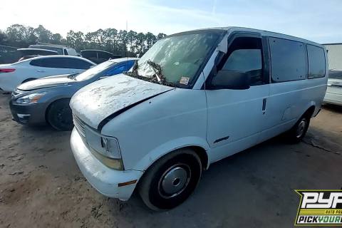 Photo of 2000 Chevrolet Astro