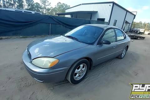 Photo of 2006 Ford Taurus