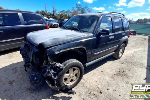 Photo of 2006 Jeep Liberty