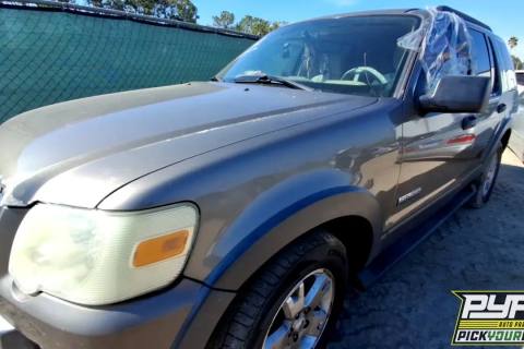 Photo of 2006 Ford Explorer