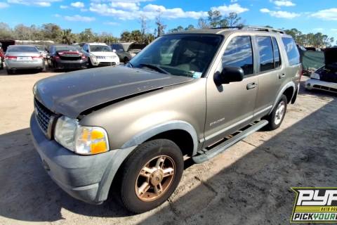 Photo of 2004 Ford Explorer