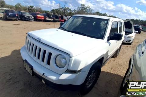 Photo of 2015 Jeep Patriot