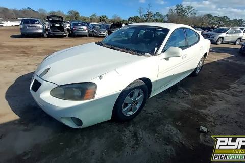 Photo of 2005 Pontiac Grand Prix