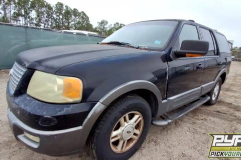 Photo of 2004 Ford Expedition