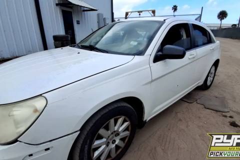 Photo of 2008 Chrysler Sebring