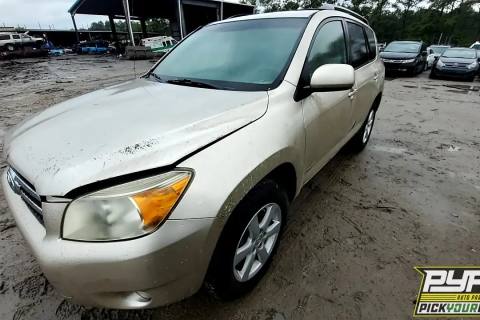 Photo of 2006 Toyota Rav4