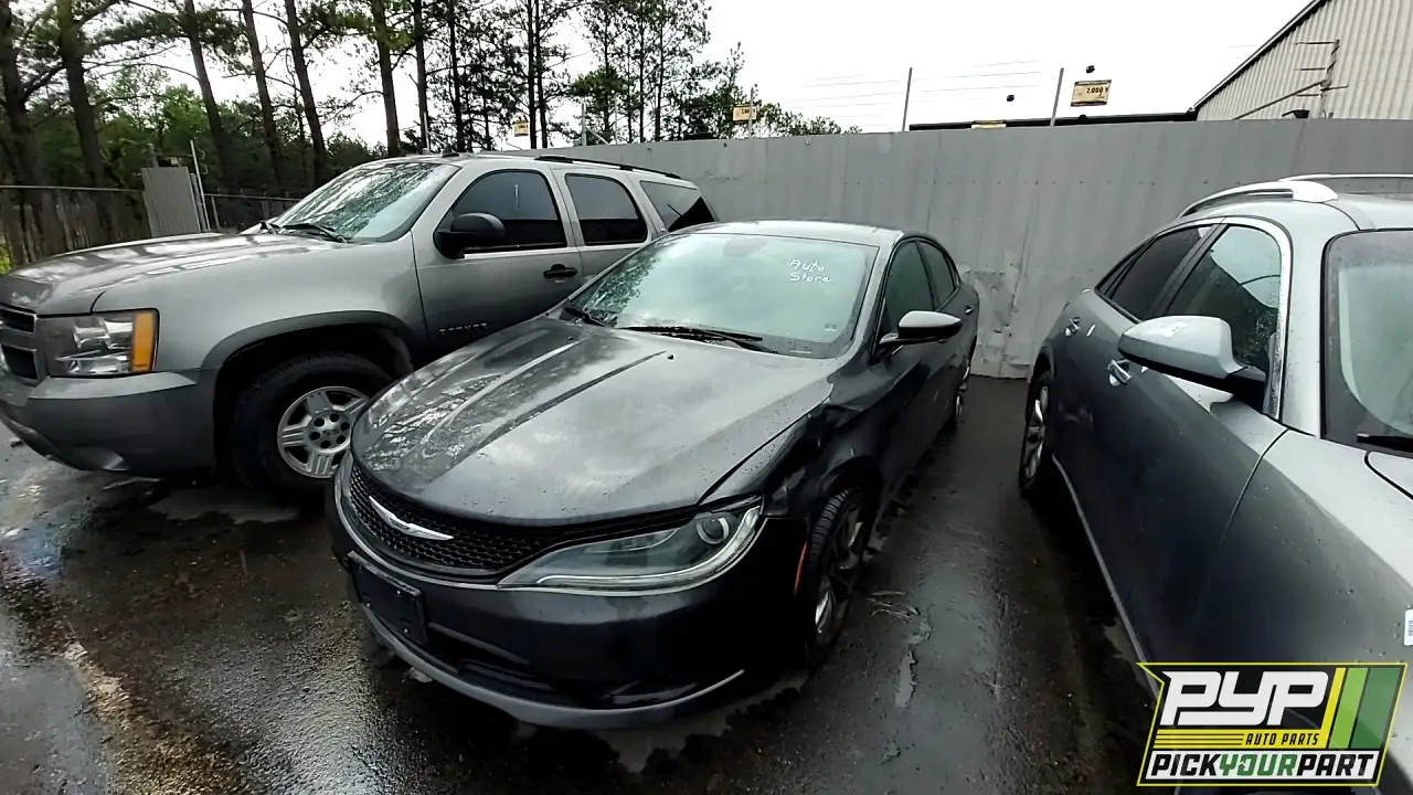 Photo of 2015 Chrysler 200