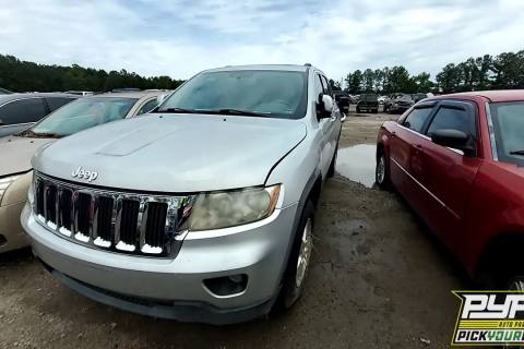 Photo of 2012 Jeep Grand Cherokee