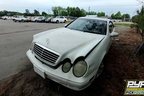 Photo of 2000 Mercedes-Benz Clk320