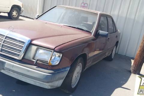 Photo of 1988 Mercedes-Benz 300E