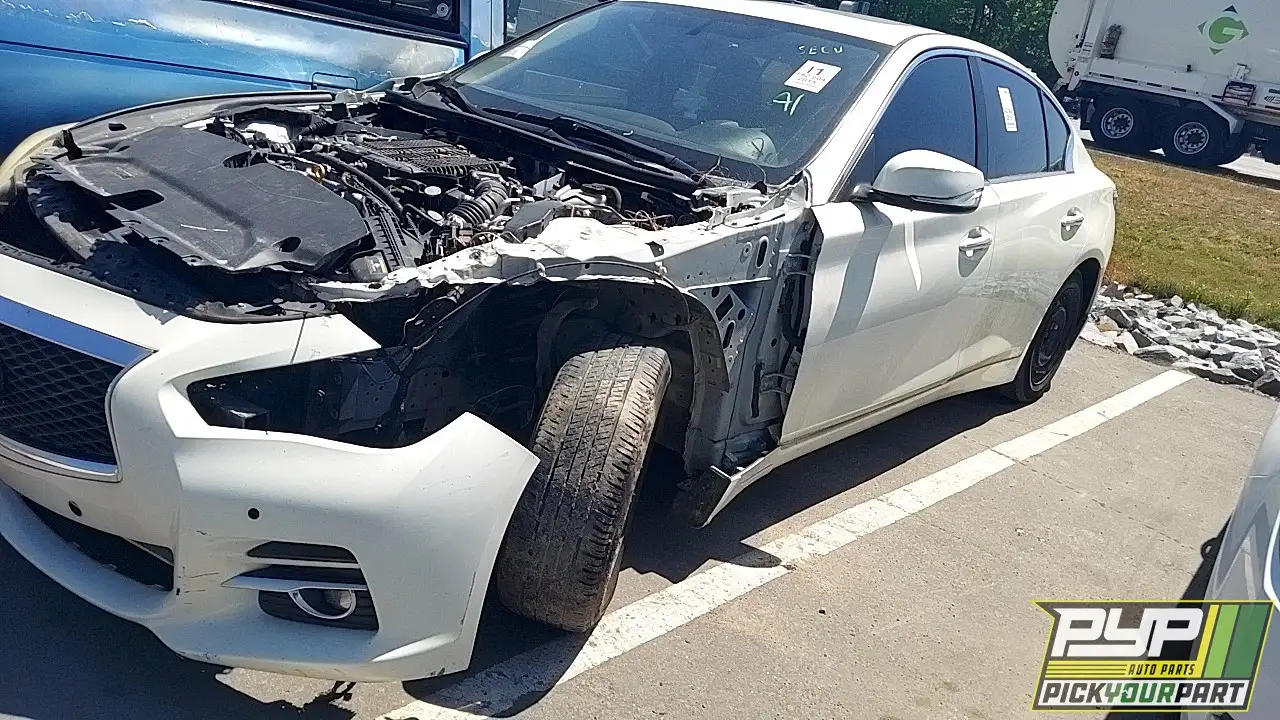 Photo of 2015 Infiniti Q50