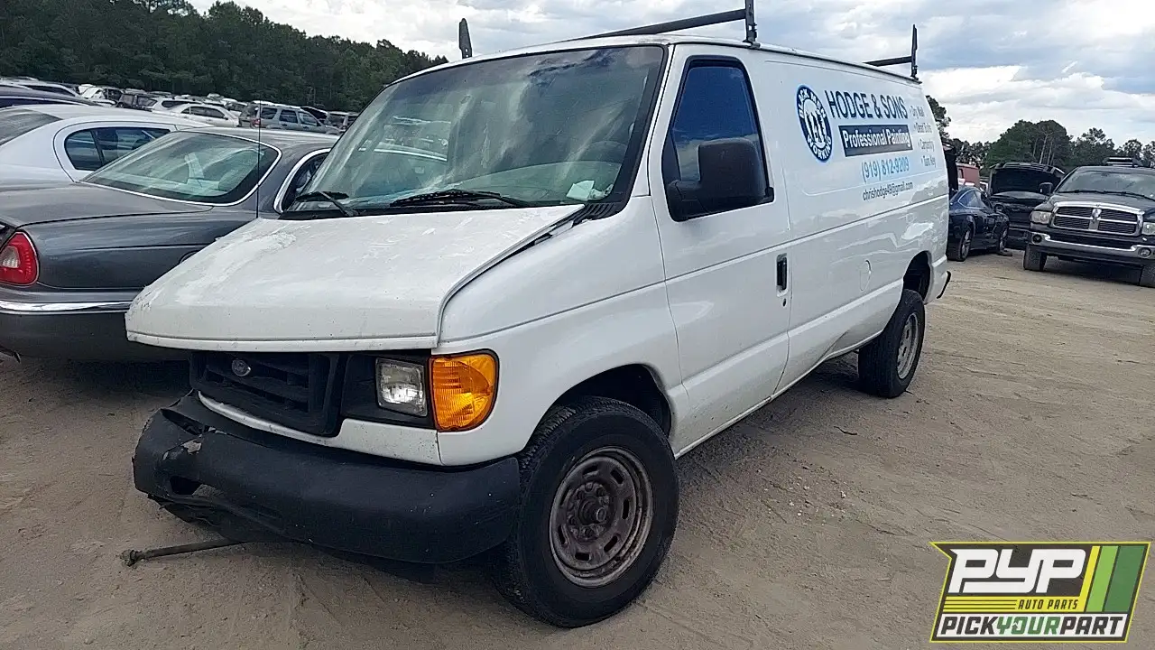 Photo of 2005 Ford E-150